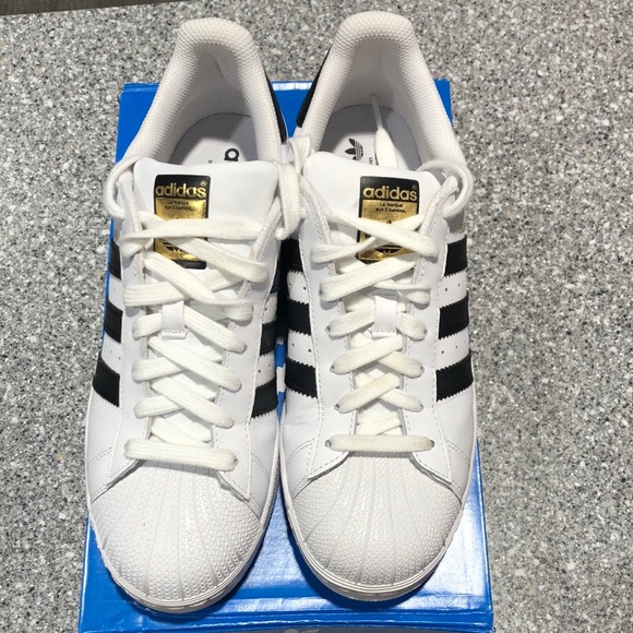 ADIDAS Superstar, women’s 8.5, worn once, box included - Picture 3 of 7
